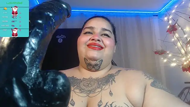 Snapshot of VeronikCuhubby chatting on 20, 12, 2024 VeronikCuhubby online show from 20, 12, 2024