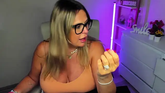 teaseDiana online show from 13, 3, 2025