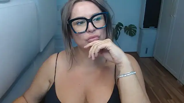 teaseDiana online show from 25, 9, 2025