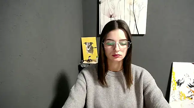 lady olivia  online show from 6, 12, 2024