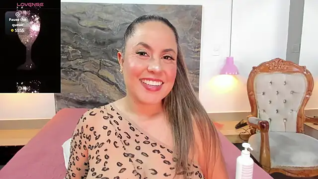 Alisson zambrano online show from 24, 2, 2025