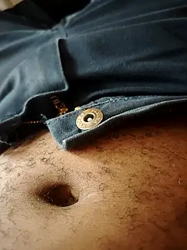 Snapshot of TornadoStorm35 chatting on 11, 11, 2025 TornadoStorm35 online show from 11, 11, 2025