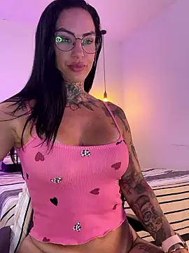 YasmimBrasil online show from 14, 1, 2026