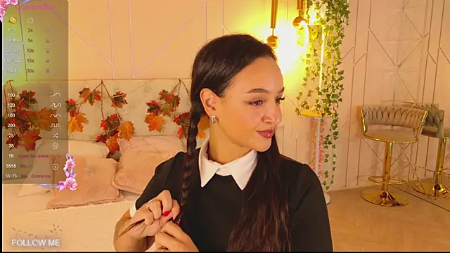 Lolly Neal online show from 31, 10, 2025