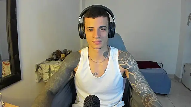 Snapshot of Balo_lovers chatting on 11, 10, 2025 Balo lovers online show from 11, 10, 2025