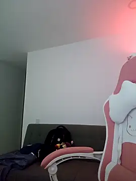 azumiichan online show from 23, 4, 2026