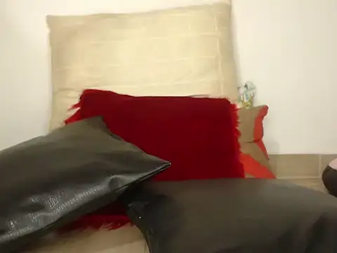 Snapshot of staylor29 chatting on 22, 11, 2025 staylor29 online show from 22, 11, 2025