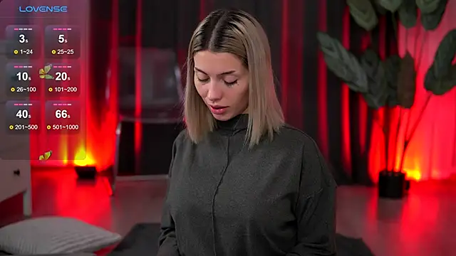 AudreyZanne online show from 15, 12, 2025