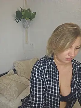 zarina3003 online show from 18, 5, 2026