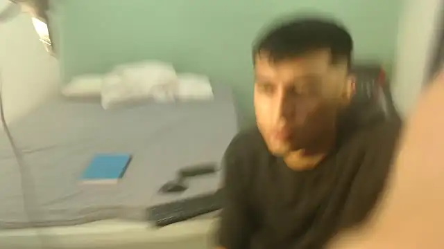 danielitopapuu online show from 3, 2, 2026