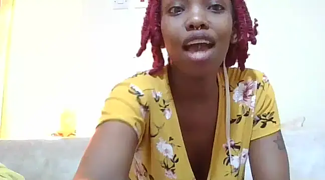 Snapshot of sexxygoldy chatting on 14, 2, 2025 sexxygoldy online show from 14, 2, 2025