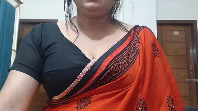 Snapshot of desi-maisa130 chatting on 29, 4, 2026 desi-maisa130 online show from 29, 4, 2026