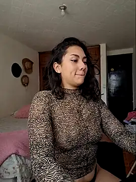 Snapshot of Thaliacooper_ chatting on 24, 2, 2025 Thaliacooper online show from 24, 2, 2025