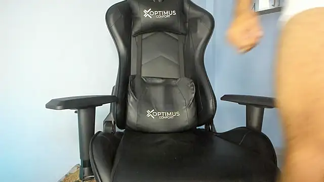 Snapshot of _Poseidon1_ chatting on 7, 2, 2025 Poseidon1 online show from 7, 2, 2025