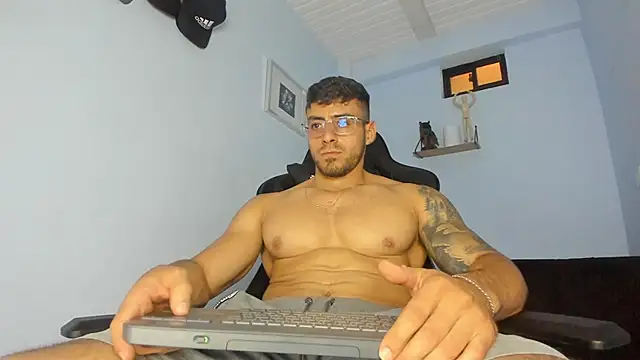 Snapshot of _Poseidon1_ chatting on 13, 2, 2025 Poseidon1 online show from 13, 2, 2025