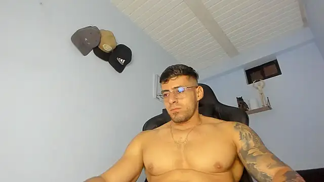 Snapshot of _Poseidon1_ chatting on 24, 2, 2025 Poseidon1 online show from 24, 2, 2025