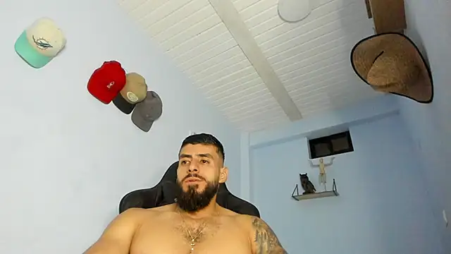 Snapshot of _Poseidon1_ chatting on 5, 10, 2025 Poseidon1 online show from 5, 10, 2025
