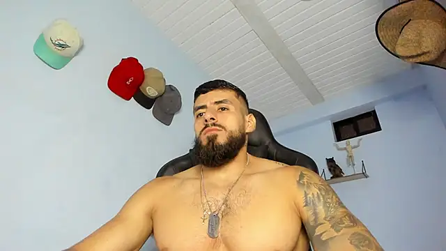 Snapshot of _Poseidon1_ chatting on 7, 10, 2025 Poseidon1 online show from 7, 10, 2025