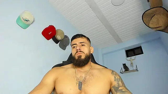 Snapshot of _Poseidon1_ chatting on 12, 10, 2025 Poseidon1 online show from 12, 10, 2025