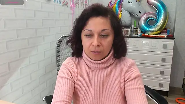 TeasyLana online show from 2, 3, 2026