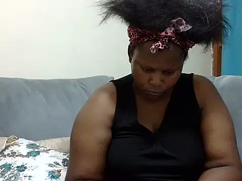 Snapshot of Pretty_lilly02 chatting on 12, 5, 2026 Pretty lilly02 online show from 12, 5, 2026