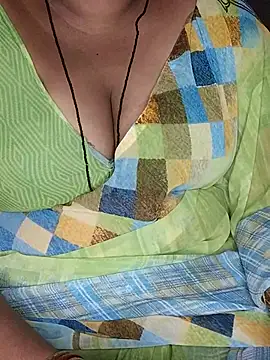 Snapshot of Latha-Hyd chatting on 15, 10, 2025 Latha-Hyd online show from 15, 10, 2025