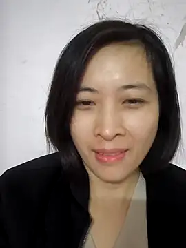 Snapshot of Sweets24 chatting on 1, 1, 2025 Sweets24 online show from 1, 1, 2025