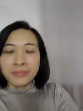 Snapshot of Sweets24 chatting on 8, 1, 2025 Sweets24 online show from 8, 1, 2025