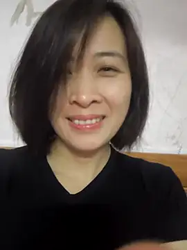 Snapshot of Sweets24 chatting on 12, 3, 2025 Sweets24 online show from 12, 3, 2025