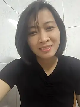 Snapshot of Sweets24 chatting on 18, 3, 2025 Sweets24 online show from 18, 3, 2025