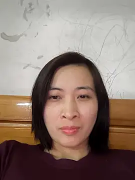 Snapshot of Sweets24 chatting on 22, 3, 2025 Sweets24 online show from 22, 3, 2025