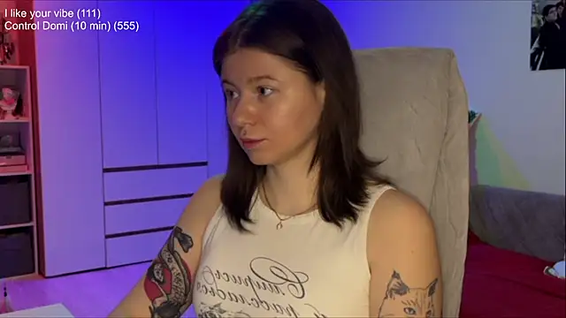 xoxoavi online show from 20, 4, 2026