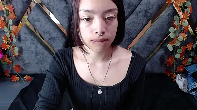 Sofia Mirandaa18 online show from 4, 3, 2025