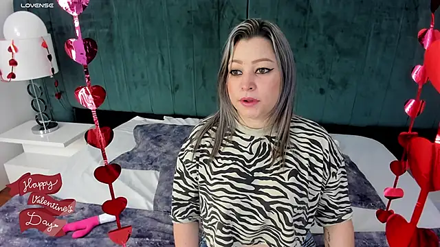 PandoraB  online show from 17, 2, 2025