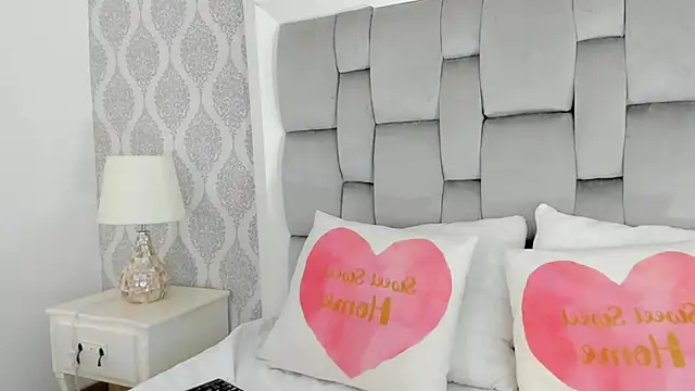 Kimberlin Cam  online show from 24, 2, 2026