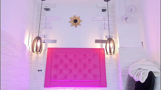 Snapshot of mia_six66 chatting on 4, 2, 2025 mia six66 online show from 4, 2, 2025