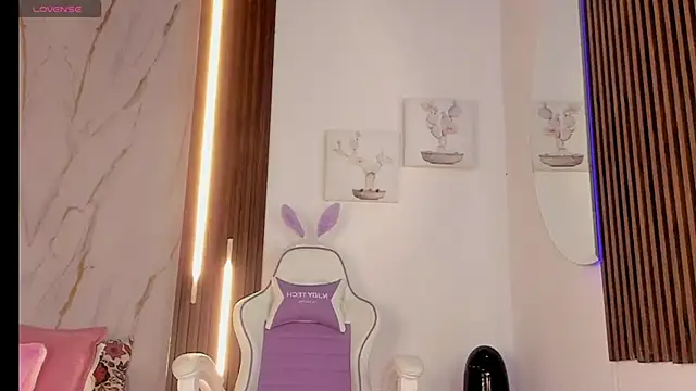 Snapshot of mia_six66 chatting on 16, 9, 2025 mia six66 online show from 16, 9, 2025