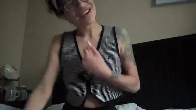 Snapshot of myloveforyouu chatting on 4, 5, 2026 myloveforyouu online show from 4, 5, 2026