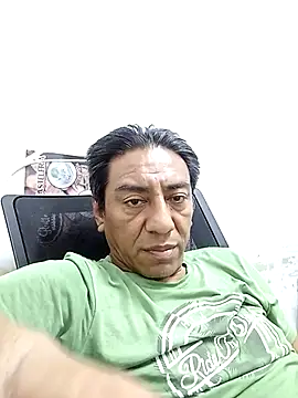 Snapshot of Romeoblues chatting on 23, 10, 2025 Romeoblues online show from 23, 10, 2025