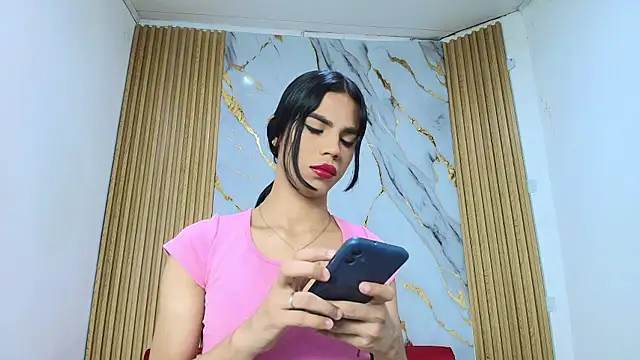 Snapshot of Luluu_08 chatting on 17, 1, 2026 Luluu 08 online show from 17, 1, 2026