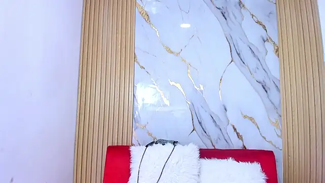 Snapshot of Luluu_08 chatting on 12, 2, 2026 Luluu 08 online show from 12, 2, 2026