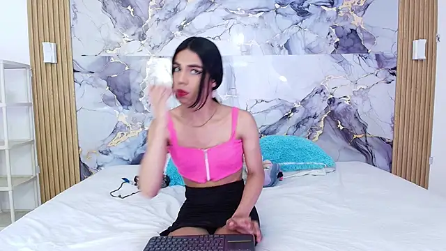 Snapshot of Luluu_08 chatting on 28, 2, 2026 Luluu 08 online show from 28, 2, 2026