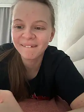 Snapshot of wrenlie chatting on 10, 2, 2026 wrenlie online show from 10, 2, 2026