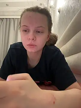 Snapshot of wrenlie chatting on 17, 2, 2026 wrenlie online show from 17, 2, 2026