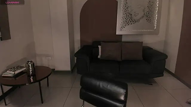 MariaHerrera  online show from 25, 10, 2025