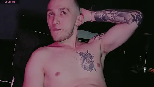 Snapshot of Dylanwhite23_ chatting on 4, 2, 2026 Dylanwhite23 online show from 4, 2, 2026