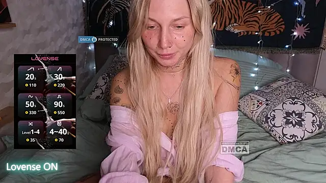 GoodGirl0024 online show from 18, 3, 2026