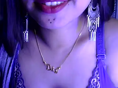 akshara thakur9 online show from 5, 3, 2025