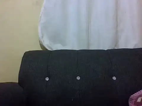 Snapshot of Sweetcecie01 chatting on 27, 6, 2026 Sweetcecie01 online show from 27, 6, 2026