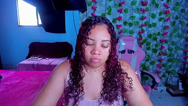 Snapshot of AngelaCoffee chatting on 21, 4, 2026 AngelaCoffee online show from 21, 4, 2026